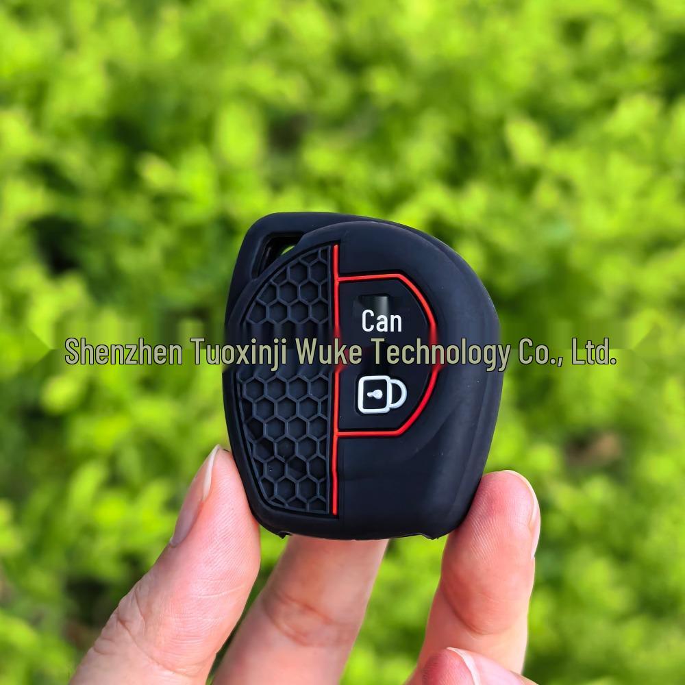 Compatible Suzuki Swift Silicone Key Cover for Vitara, Tianyu, Ruiqi, and India Honeycomb Models. чёрный