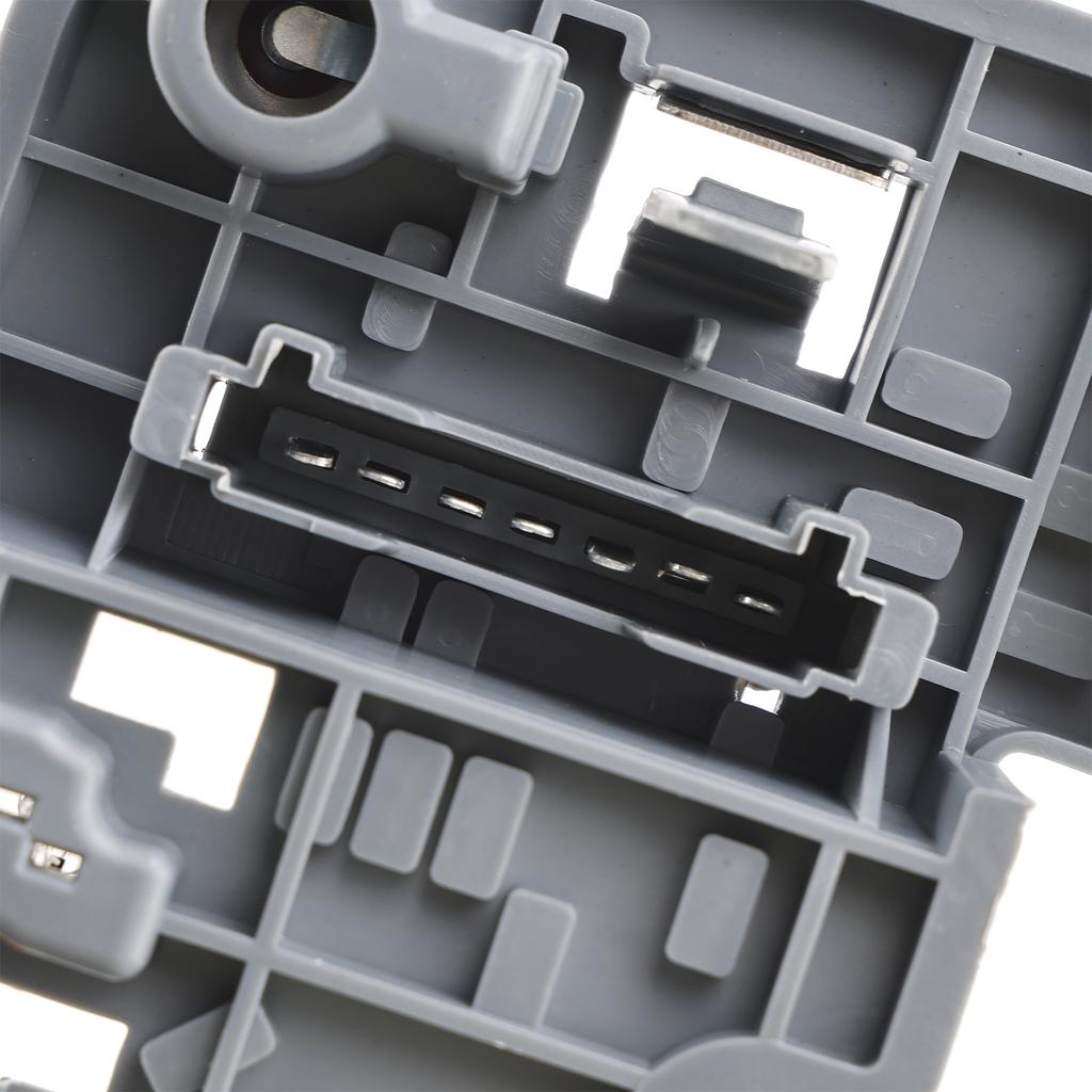 Rear Lamp Bulb Holder A2048201800 For Mercedes-Benz S204 C Estate 2007-2010