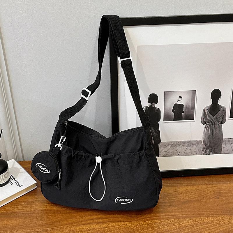 

New Pleated Casual Tote Bag Simple Casual Drawstring Shoulder Bag Large Capacity Commuting Handbag Versatile Casual Tote Bags