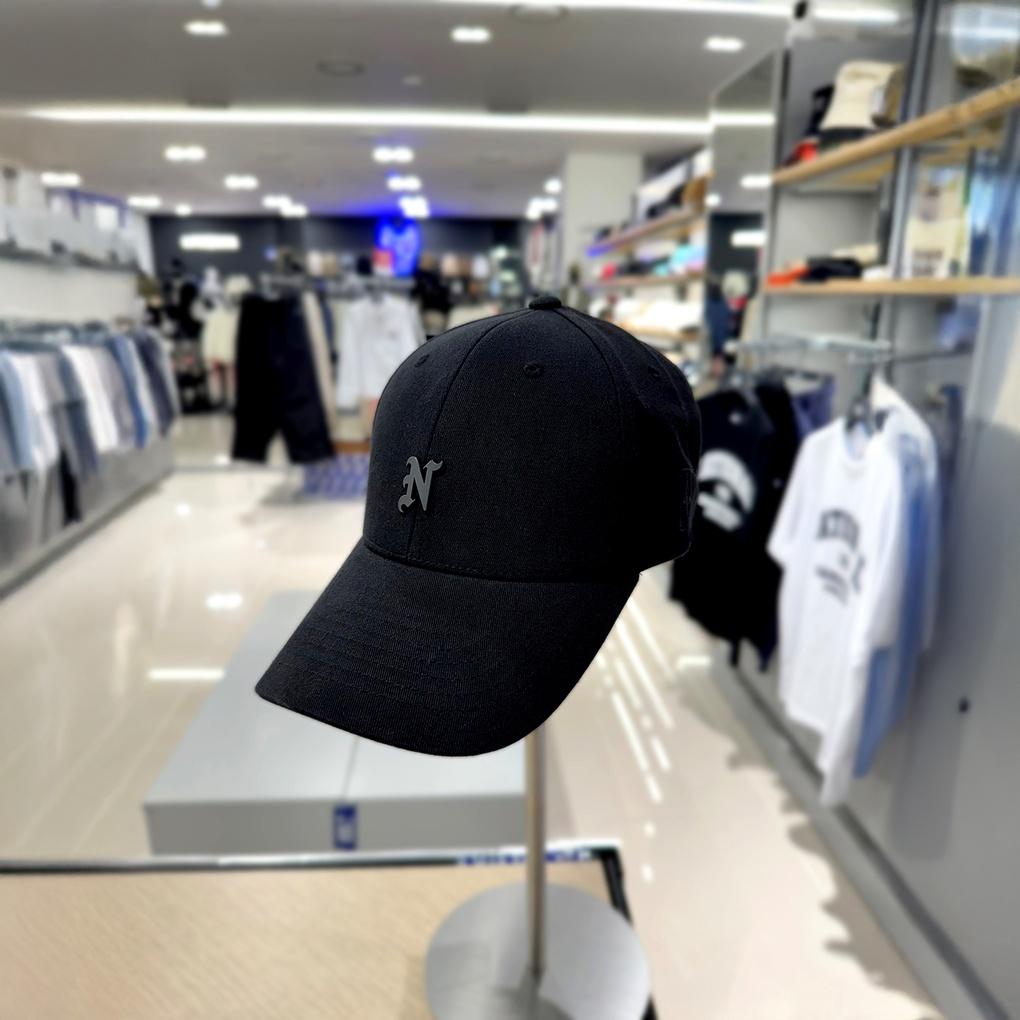[NBA] Unisex NYK Gaddic Metal Hard Ball Cap N255AP471P