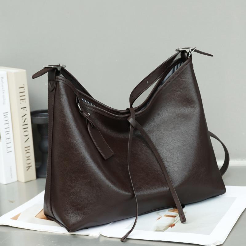 Underarm Bag Woman Vintage Vegetable Tanned Cowhide Bag Woman Shoulder Bag Large Capacity Bag