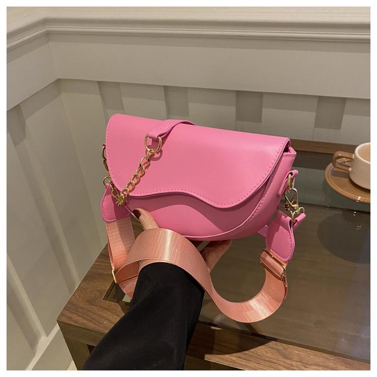 2024 Spring Women's Semicircular Chain Saddle Bag - Wide Strap, Crossbody, Fashionably Casual