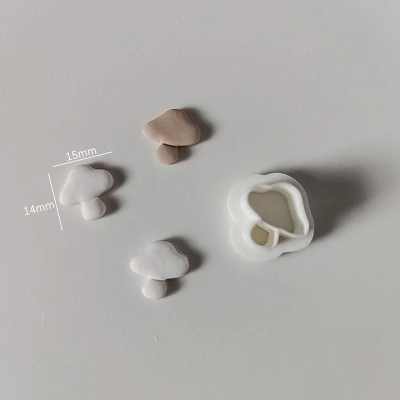 Winter Christmas Theme Polymer Clay Cutters Mushroom Tree Sweater Hat Handmade Earrings Cutter Mold for Earring Jewelry Pendant