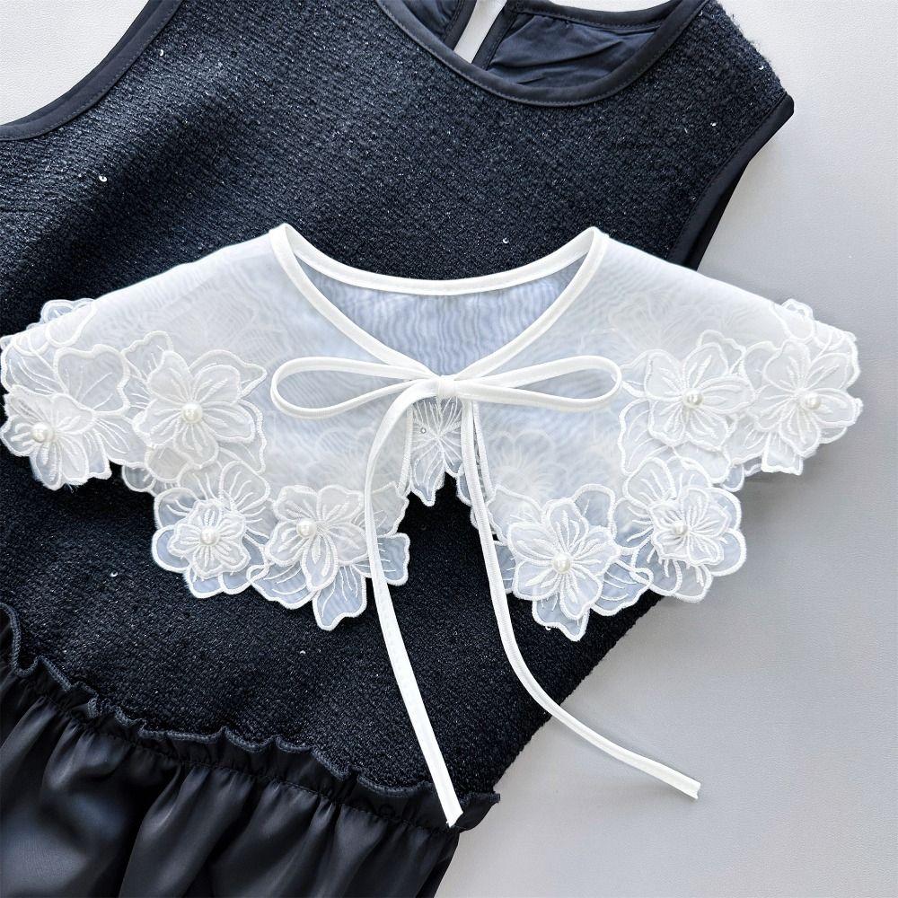 

Detachable Flower Fake Collar Exquisite Lace Neckline DIY Fake Collar Women/girls