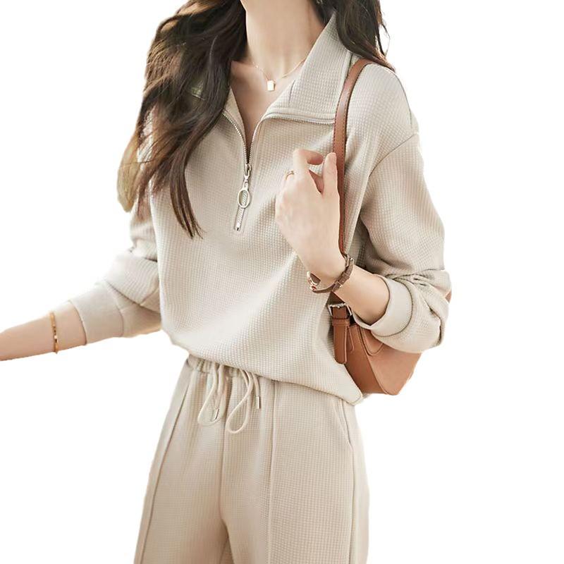 Women's Trendy Autumn Two-Piece Set: Elegant Collared Long-Sleeve Sweatshirt and Casual Pants