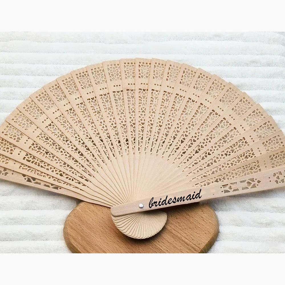 

Ручной веер Свадебные сувениры Декор для мальчишника Бамбуковые складные веера Невеста Подружка невесты Девичник Подарок матери невесты 1pcs 35x21cm