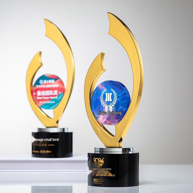 Trofeo in Metallo Personalizzabile 2024 per Premio Dipendente Eccellente con Stampa a Colori