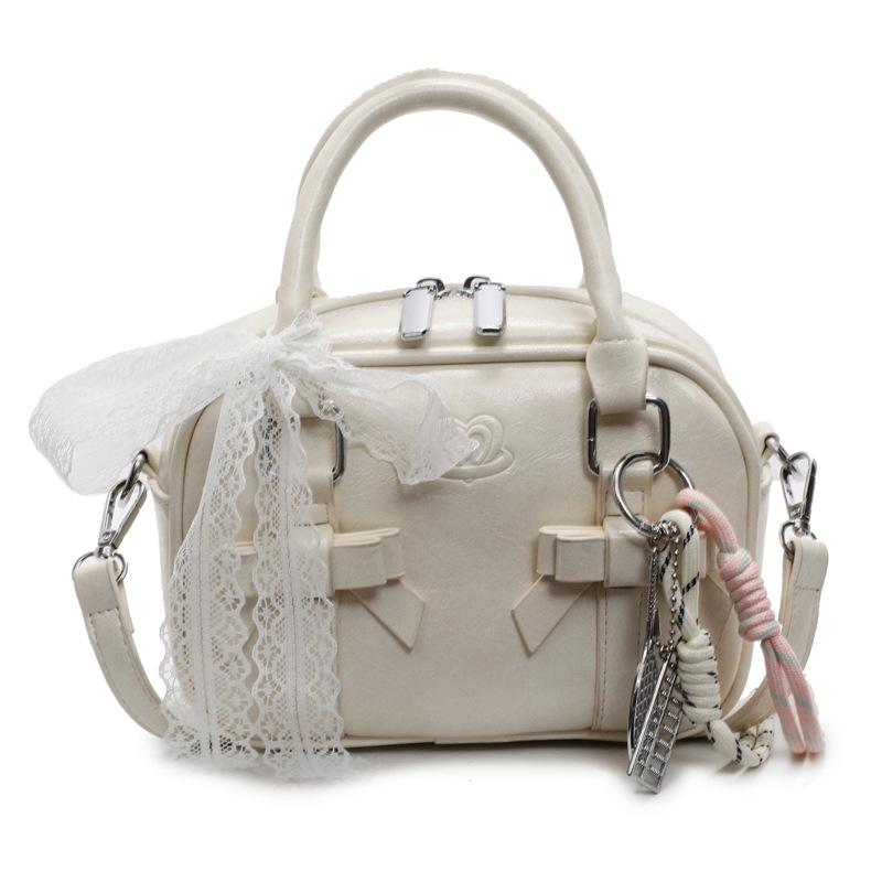 Popular Korean version of sweet and cool style high-end portable Boston bag women's versatile fashion niche design messenger bag