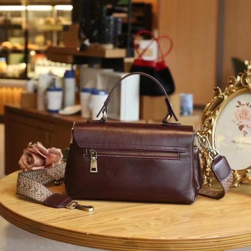 Women's Genuine Leather Bag Popular Korean Office Pendulum Aesthetic Saddle Feminine Shoulder Bag Fashion