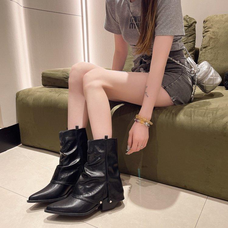 Retro Western Cowboy Boots Women's Pants Boots New Pointed Thick Heel Short Boots Advanced Skinny Martin Boots