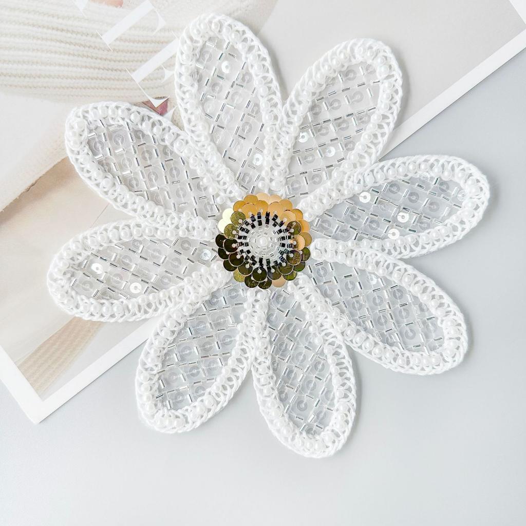 White Mesh Yarn Handmade Beaded Sequins Strand Woven Cloth Sticker Clothing Dress Top Applique Cloth Sticker Accessories