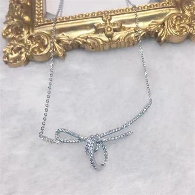 3D Rhinestone Bow Clavicle Necklace – Stylish Sweater Chain for Women and Best Friend Gift
