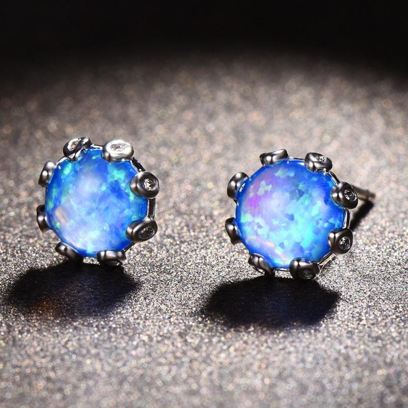 

Hot Sale Pinduoduo 8-Claw Opal Earrings Men s and Women s Personality Classic Niche Light Luxury Earrings