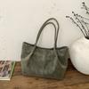Weiche Handtasche mit großem Fassungsvermögen Leder-Shopper Unterarmtasche Vielseitige Wildleder-Umhängetasche Für den Freizeitgebrauch