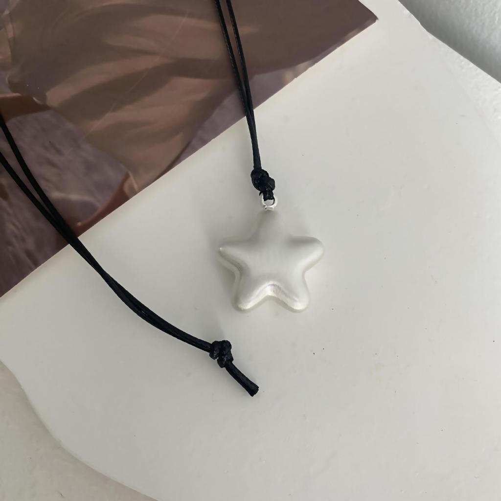 Korean Geometric Pendant Necklace: Luxury Long Trendy Women's Sweater Chain