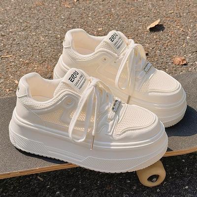 Mode 2025Chaussures Blanches en Mesh Femme Respirantes à Semelle Souple Antidérapantes Chaussures de Planche Été Cent Semelle Épaisse Baskets à Hauteur Augmentée