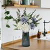 Bouquet Populaire de Fleurs Artificielles Roses avec des Fleurs Inspirées des Dahlias Élégant Blanc et Violet Pour les Salons d'Asie du Sud Décoration de Maison