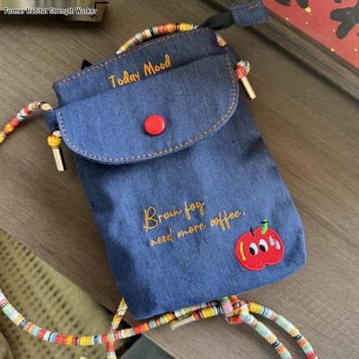 Geantă de telefon crossbody din denim la modă 2025 – Versatilă și șic pentru naveta de vară