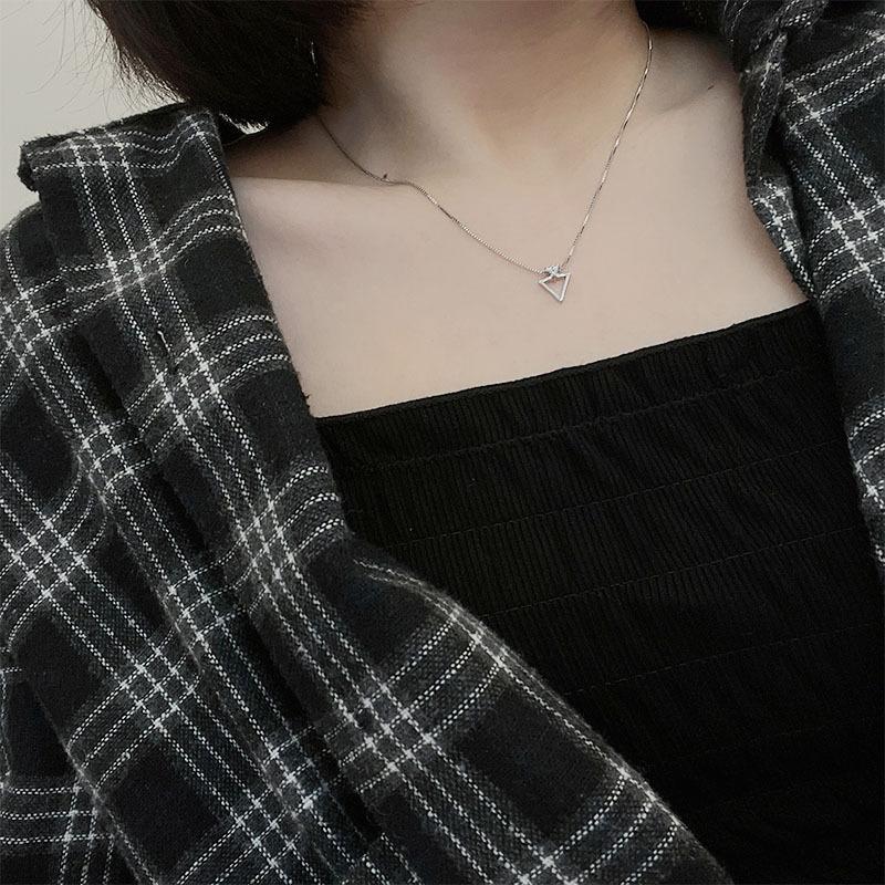 Diamond Triangle Necklace Lesbian Niche Temperament Clavicle Chain