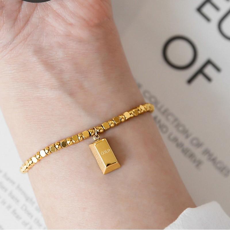 Titanium Steel Gold Plated Geometric Square Bracelet Women Lightweight Minimalist Luxury Everyday Jewelry