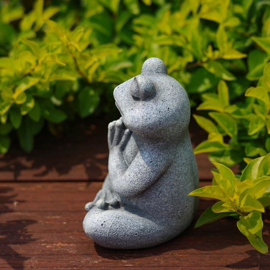 Frog Ornament Resin Material Wealth Luck Symbol Bionic Design Figure Frog Dog Meditation Ornament Indoor Outdoor Decor