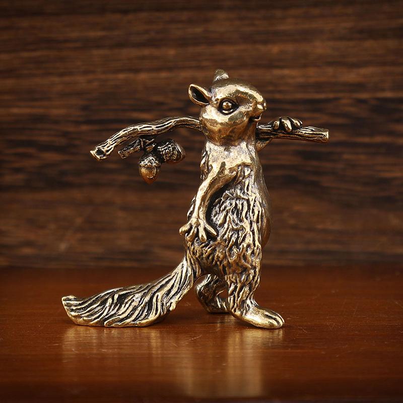 1 stuks Antiek Eekhoorn Ornament Massief Koperen Beeldjes Messing Eekhoorns Noten Theepot Rookwarenhouder Bureau Decoratie