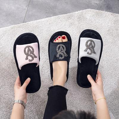 2024 New Rhinestone Home Fashion Cotton Slippers Winter Female Flat Open Bright Diamond Slippers