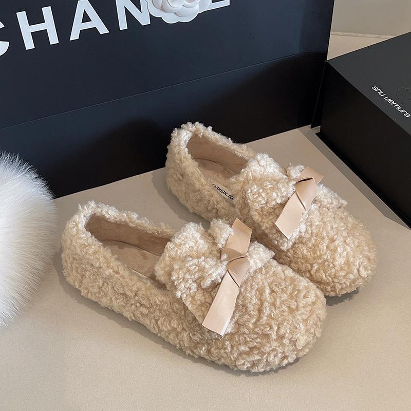 

Интернет-знаменитость фея ветер пушистые туфли женская обувь осень-зима 2025 новая однопедальная теплая хлопковая обувь из овечьей шерсти 35