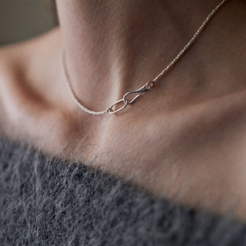 Onill 04-24 Shell (Necklace)