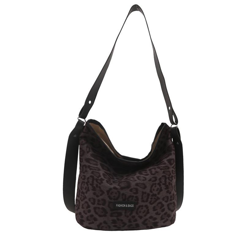 Trendy Korean Vintage Canvas Bucket Bag For Daily Commutes With Soft Structure And Magnetic Closure