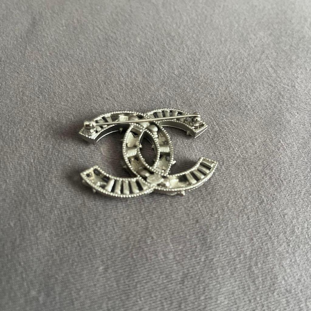 Used CHANEL Brooch, Silver, Authentic