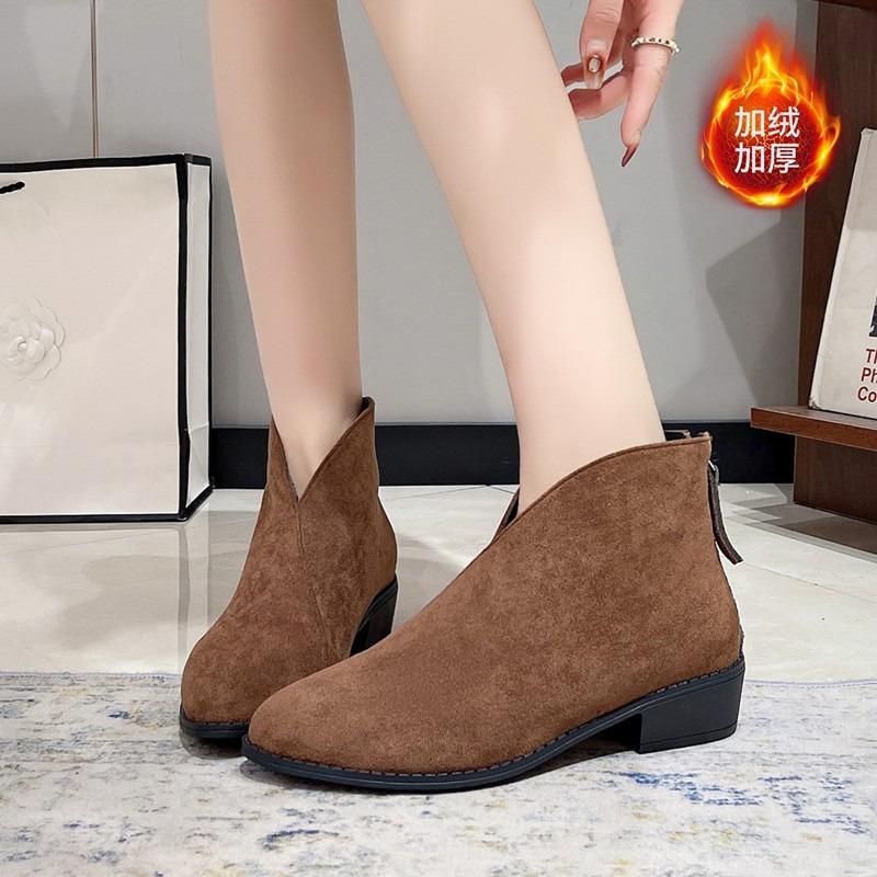 Pointed V-mouth thick heel and bare boots autumn and winter new velvet large size rear zipper short boots
