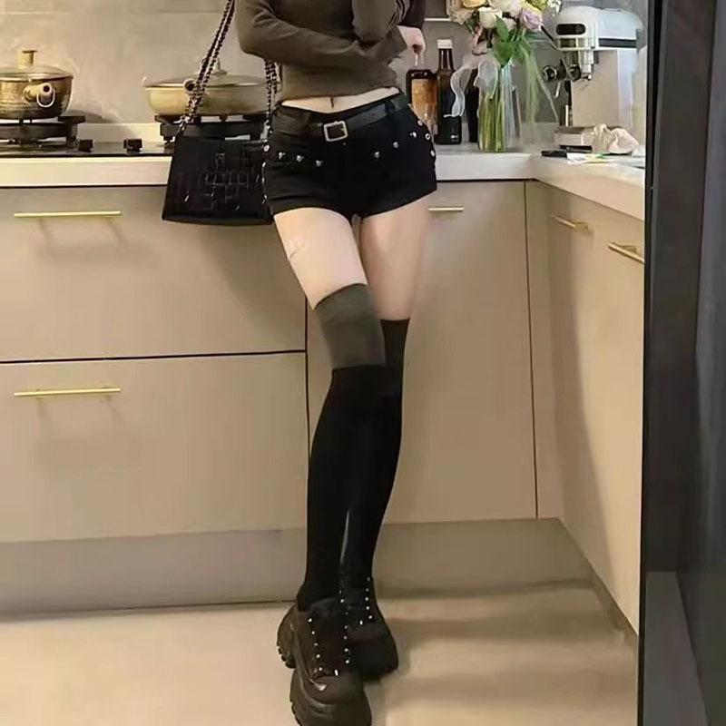 Black Sexy Low Waist Y2K Jean Shorts Woman Punk Gothic Popular Denim Super Shorts Female Korean Fashion Slin Fit Hot Short Pants