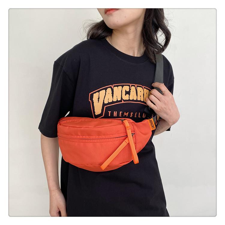 Crossbody-väska Enkel och mångsidig bröstväska ins Modemärke Liten kroppsväska Casual Japansk lätt sport löparväska