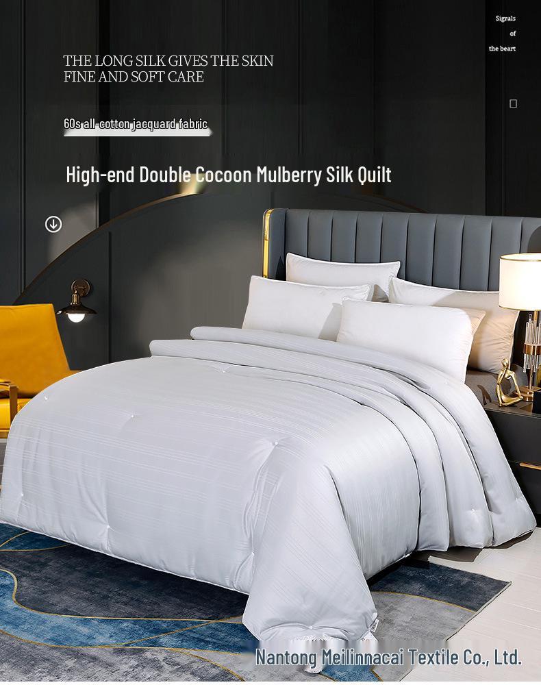Crystal Home Textiles Silk and Cotton Layered Quilt - 60% Cotton, Mulberry Silk, Ideal for Spring and Autumn.