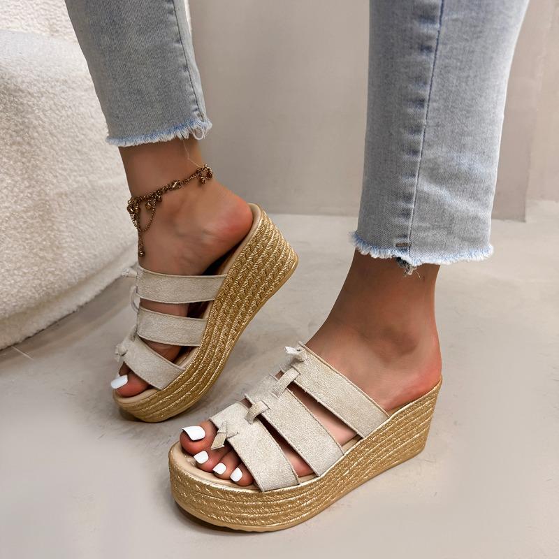 

Мода 2025 Бренд Женская обувь Открытый носок Женские тапочки Мода Уличные Повседневные Летние Новые Большой размер Однотонные Бестселлер Тапочки на танкетке 35