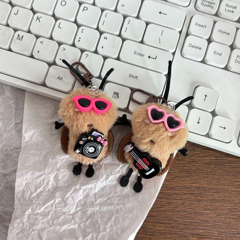 Creatividad Dibujos Animados Cucaracha Muñeca Peluche Llavero Divertida Cucaracha Muñeco Relleno Peluche Juguete Colgante Mochila Decoración Accesorios