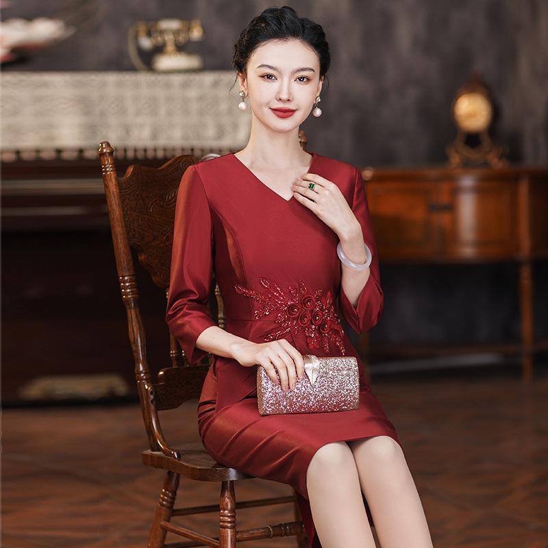 2024 Spring Red Elegant Two-Piece-Style Slimming Dress for Middle-Aged Women