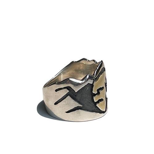 Helldorado Howling Wolf Ring