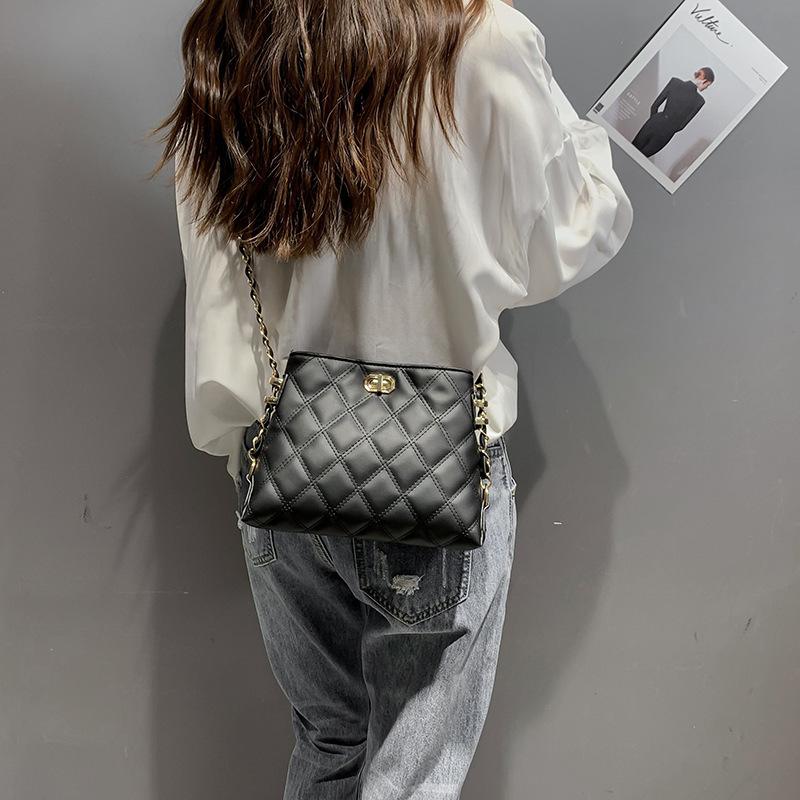High-end small bag women's new trendy spring and summer fashion messenger bag versatile ins foreign style rhombus chain bag