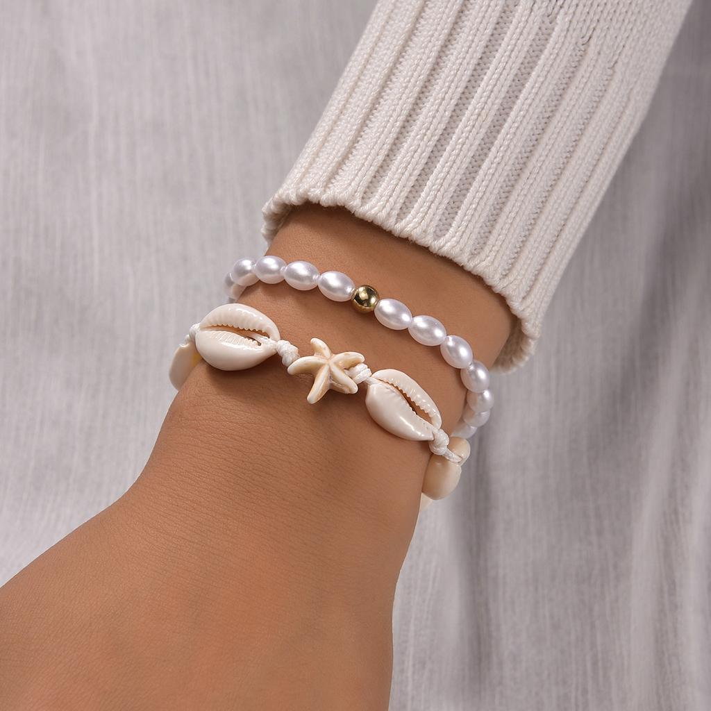 2 PCS Beach Vacation Style Fashion Imitation Pearl Shell Beaded Elastic Rope Bracelet Couple Jewelry Gift