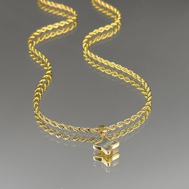 Golden Lucky Star Pendant Necklace, Simple INS Style Unisex Accessory, Perfect Gift for Casual Wear, High-quality Craftsmanship Fashion Accessory