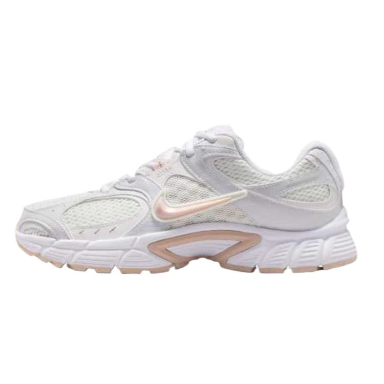 Nike V5 RNR Low Top Casual Shoes Women HQ7901-110 EU 39