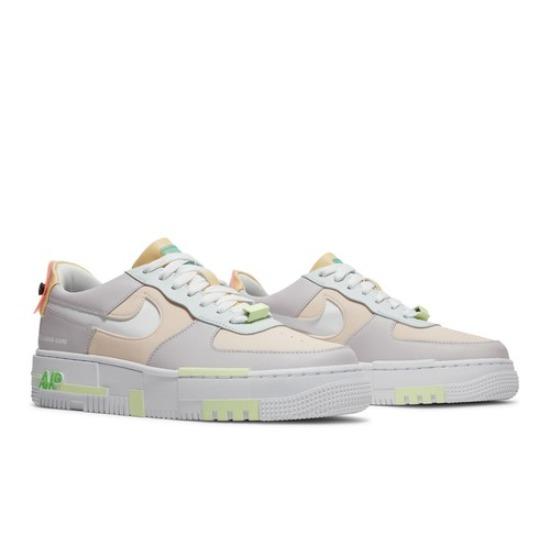 

Nike Женские Air Force 1 Pixel Have A Good Game DO2330-511 EU 36 зелёный/белый