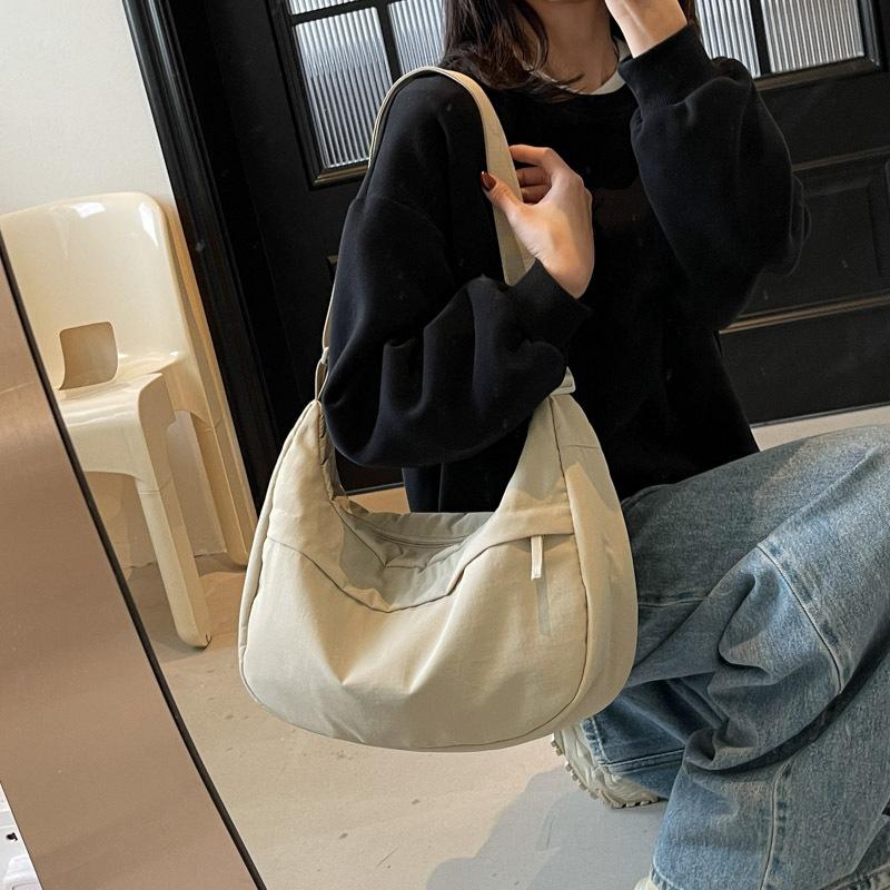 Solid Color Simple Casual Messenger Bag Women's New Shoulder Bag Outdoor Trendy Student Bag
