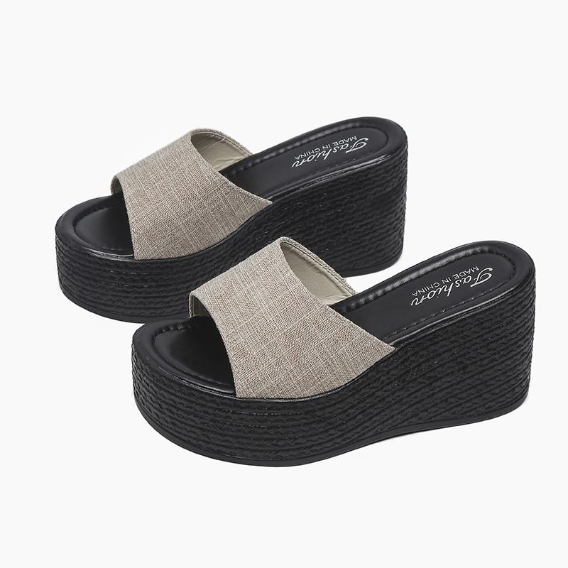 Fashion Hot Selling Comfortable Summer Classic Women's Slippers 2025 New Wedge Shoes Women's Outdoor High-quality Fashion Slippers