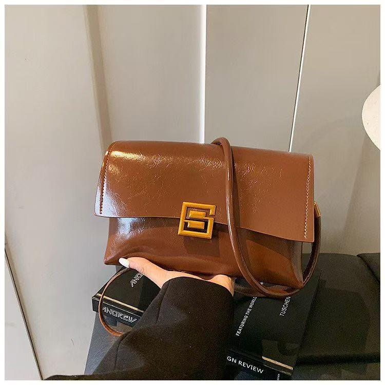 Retro Shoulder Bag for Women - High-End French Luxe, Korean Style, Exquisite Design, Versatile Underarm Bag