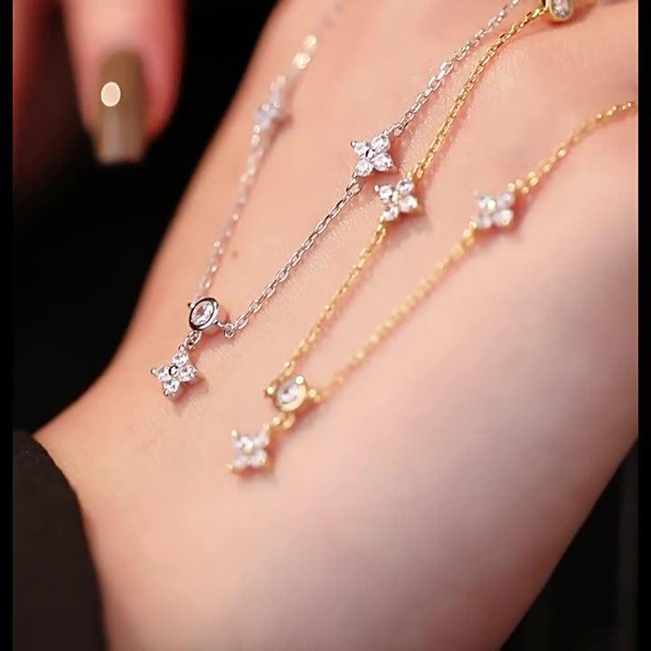 Elegant Four-Leaf Clover Starry Sky Necklace: High-End Light Luxury Jewelry for Women