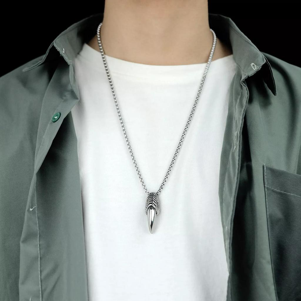 New Necklace Domineering Men's Eagle Claw Retro Pendant