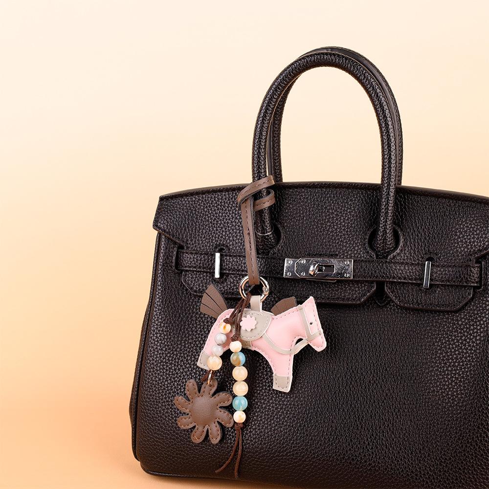 3D Trendy Designer PU Leather Rocking Horse Keychain Pony Horse Pendant Decoration For Ladies Bag Keyring Charm Accessories